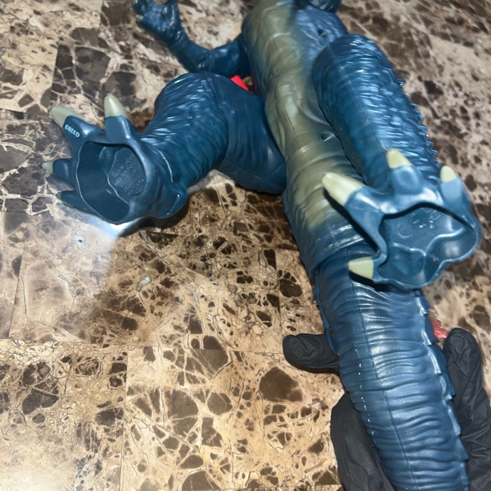 Giant Godzilla Kong 11” Evolved Action Figure 2024 Monsterverse MISSING END TAIL - Picture 8 of 9